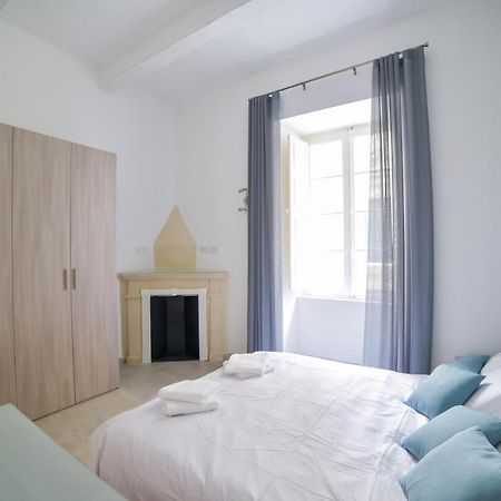 Ca1- City Central Apartment 1 バレッタ エクステリア 写真